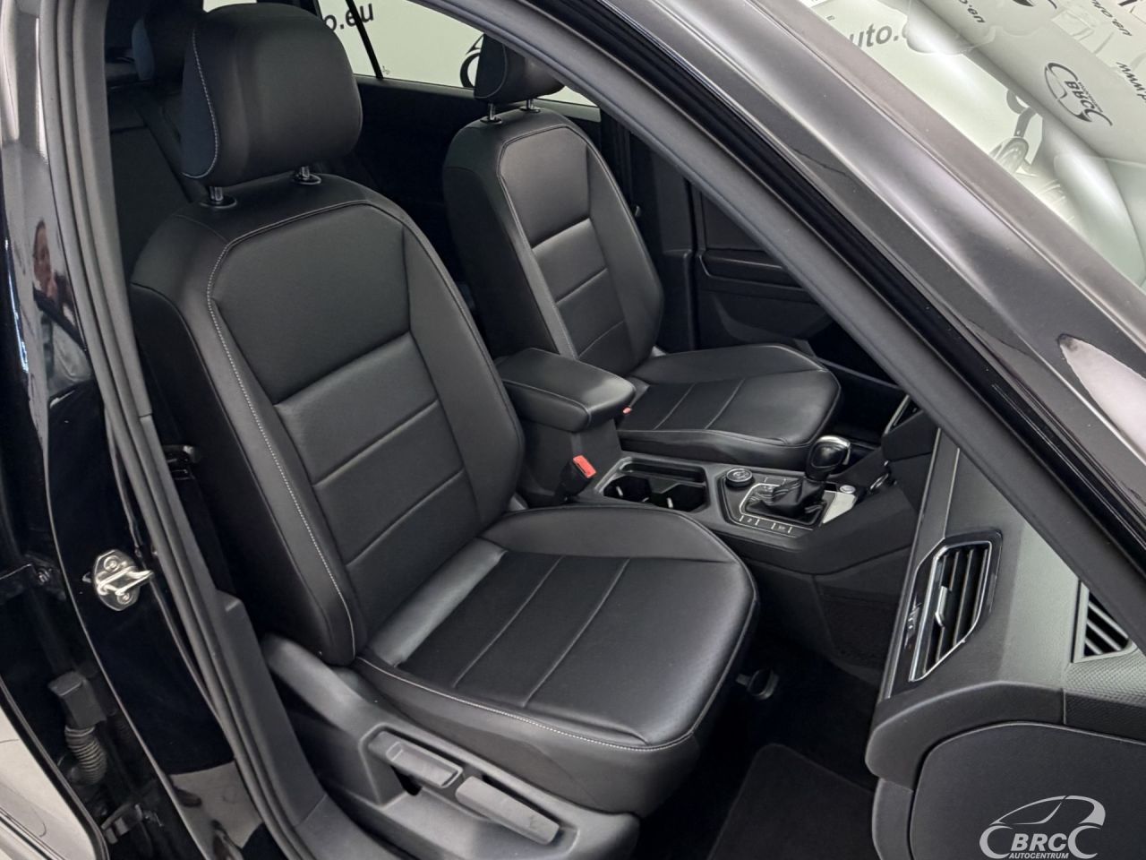 Volkswagen Tiguan | 6