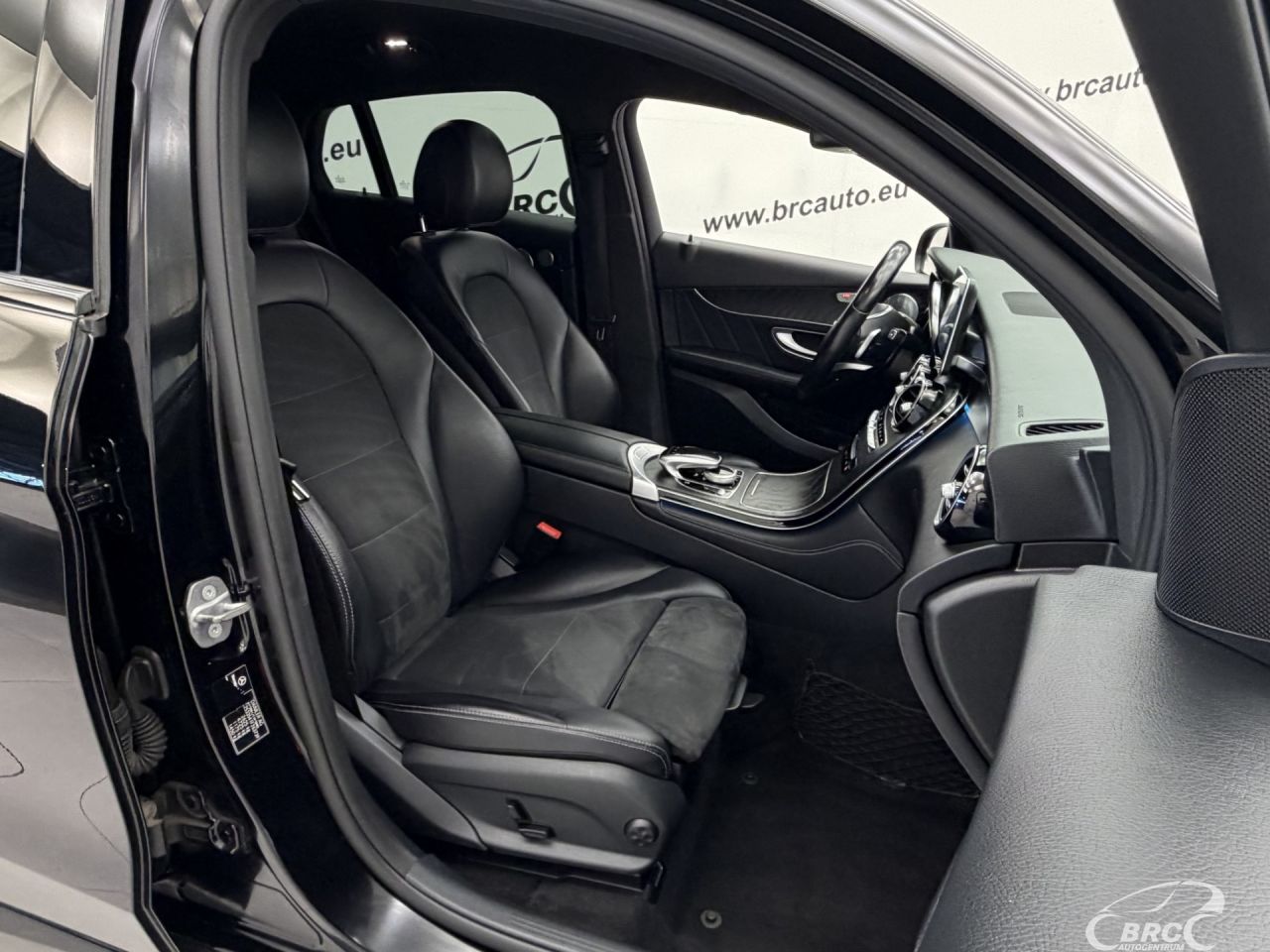 Mercedes-Benz GLC350 | 6