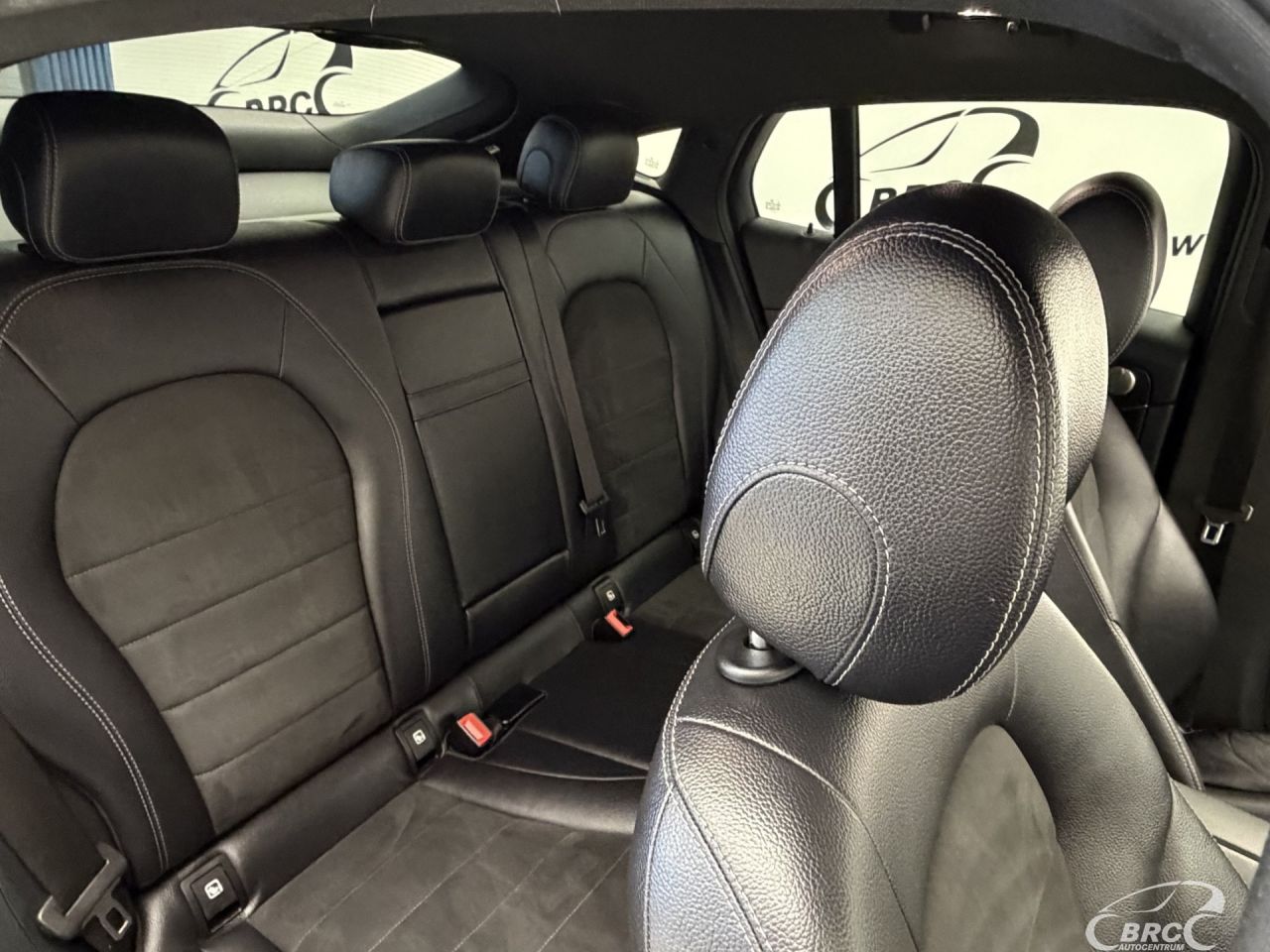 Mercedes-Benz GLC350 | 12