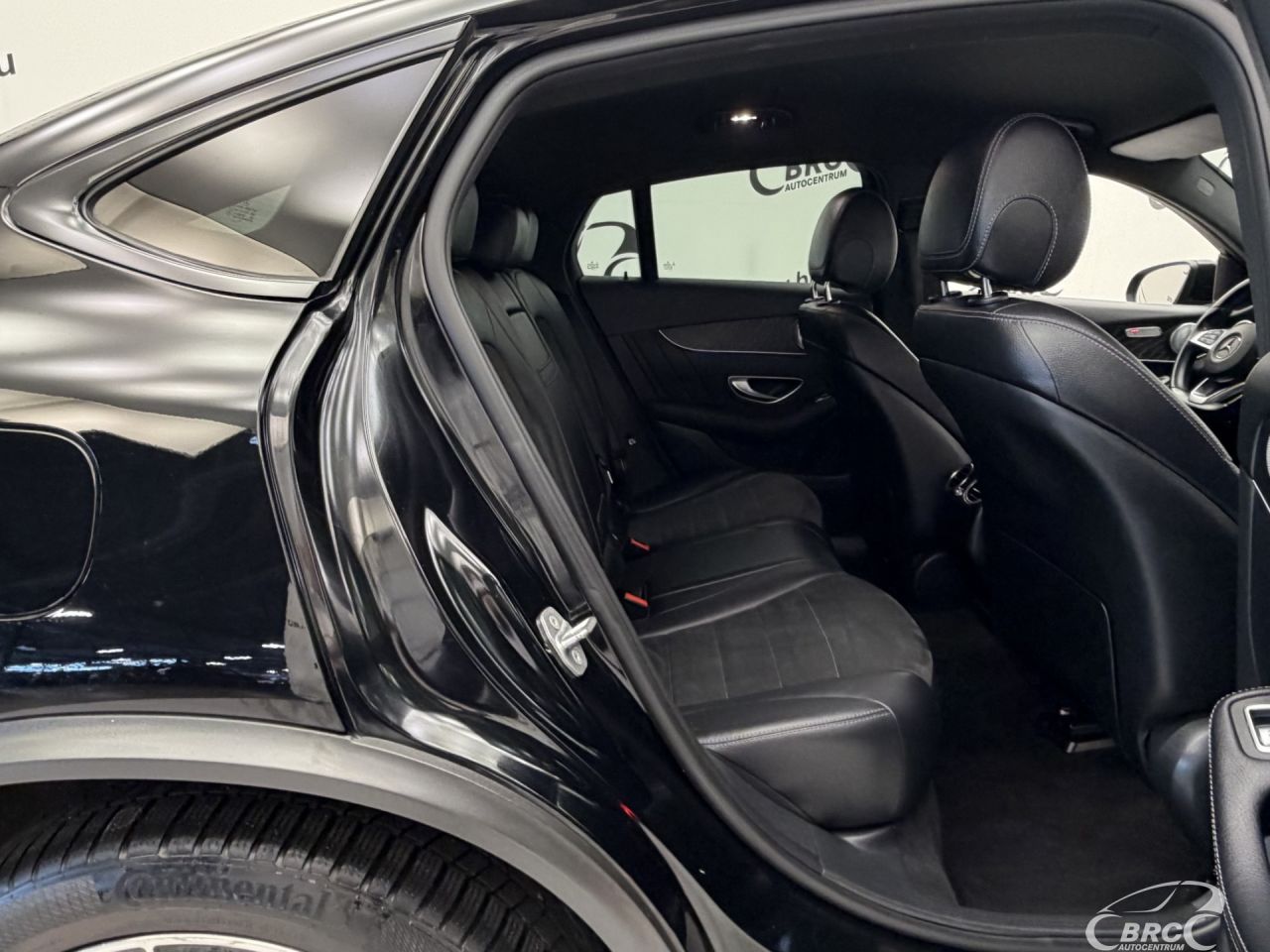 Mercedes-Benz GLC350 | 10