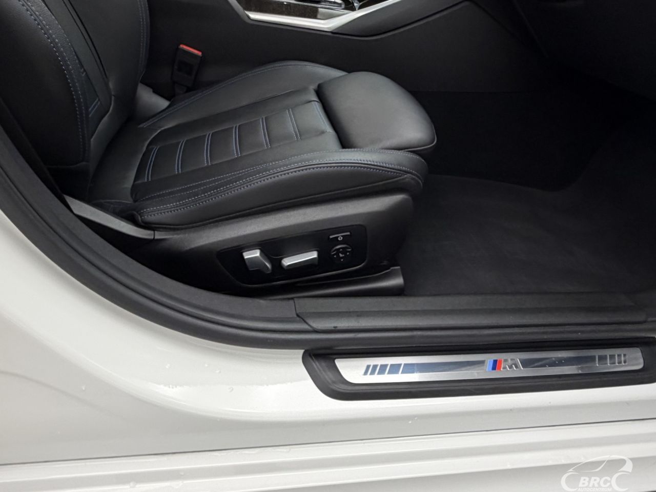 BMW 330 | 5