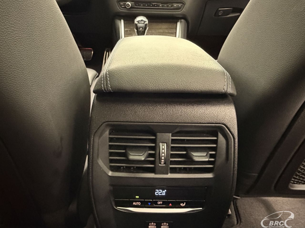 BMW 330 | 13