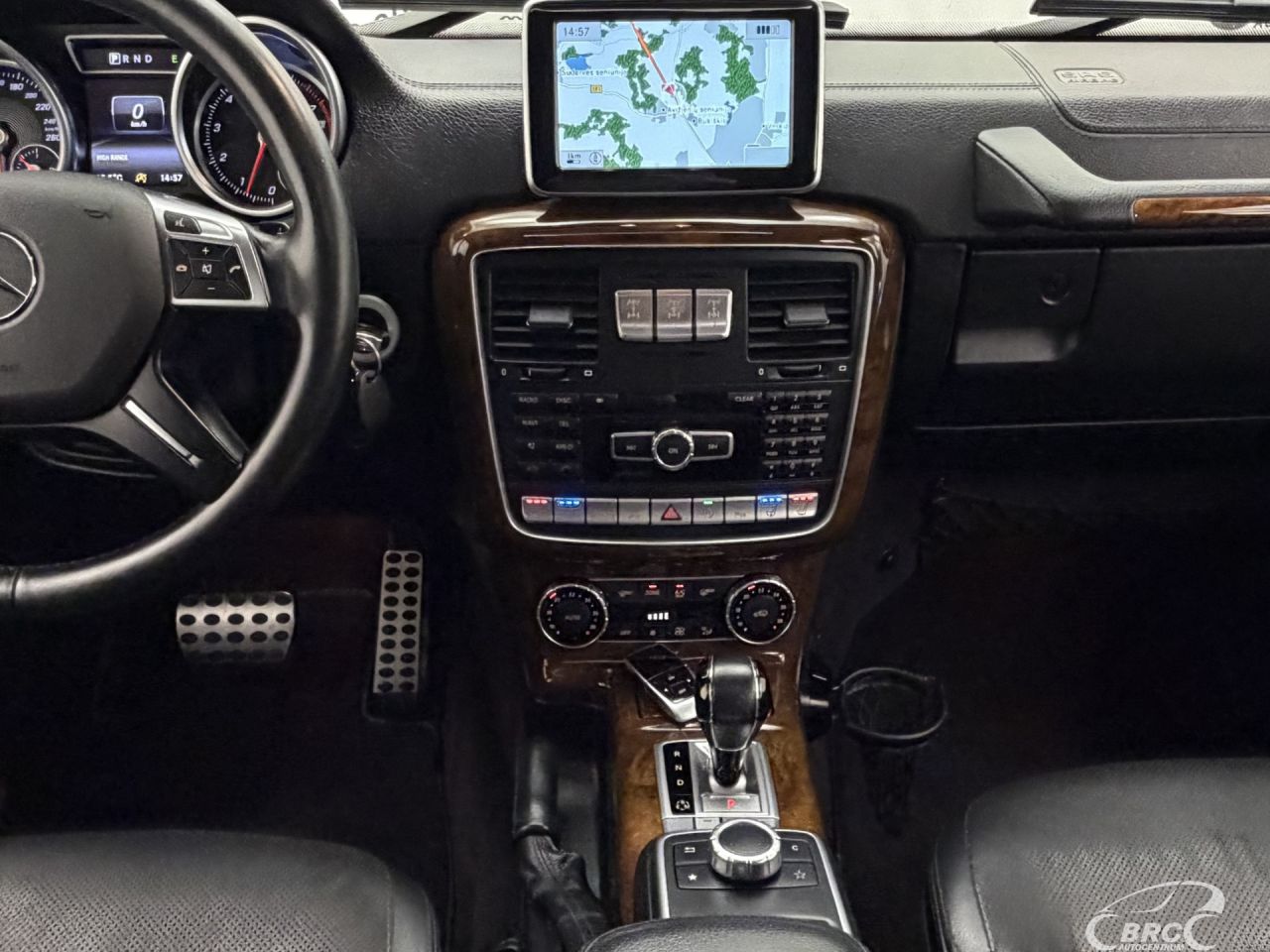 Mercedes-Benz G500 | 16