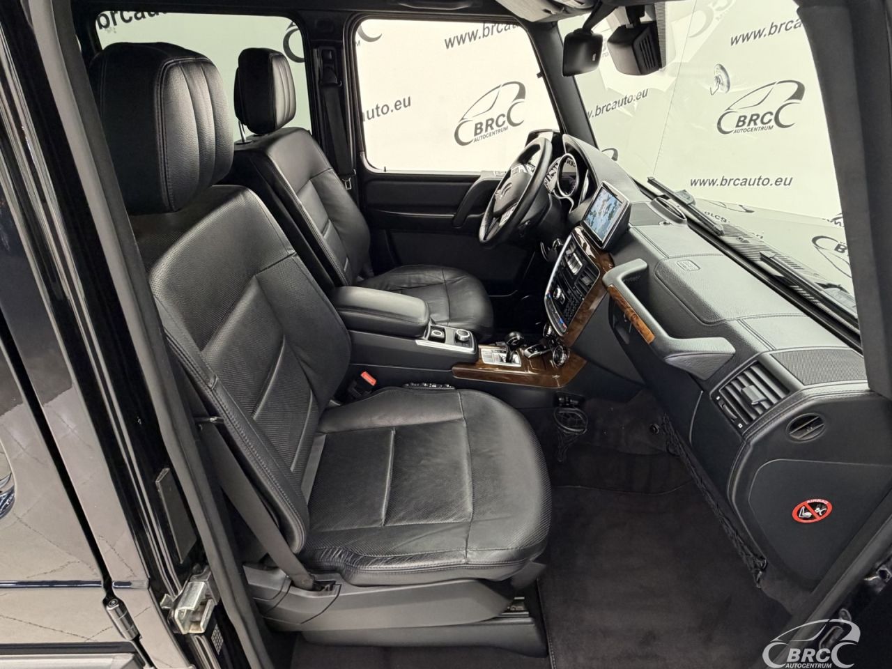 Mercedes-Benz G500 | 4