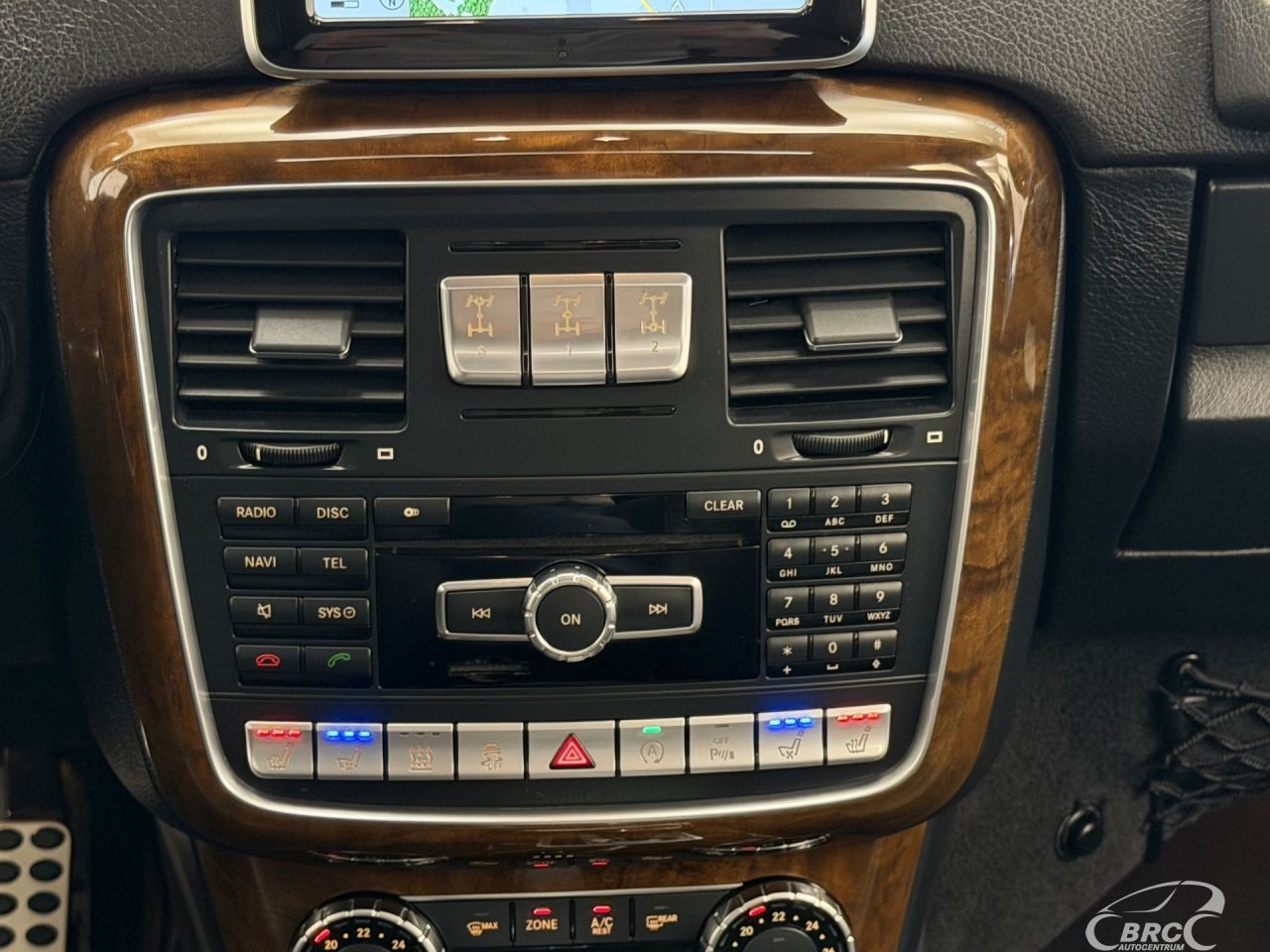 Mercedes-Benz G500 | 18