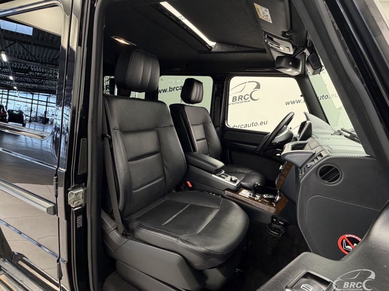 Mercedes-Benz G500 | 6