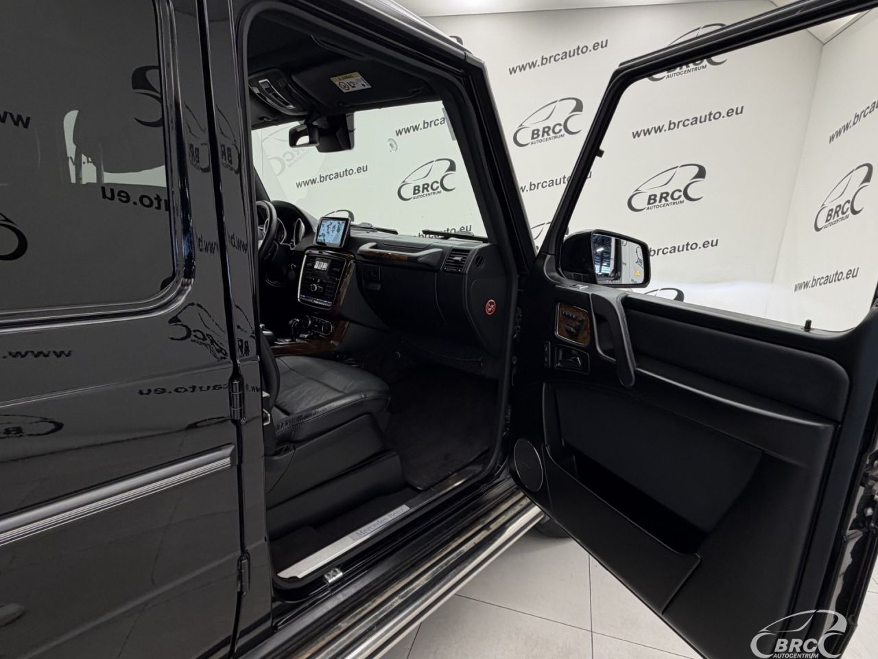 Mercedes-Benz G500 | 7