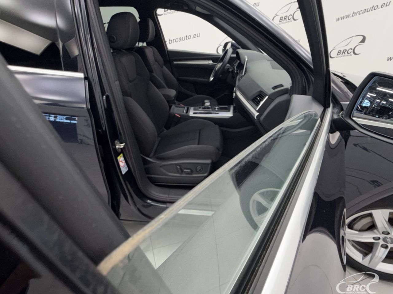 Audi Q5 | 8