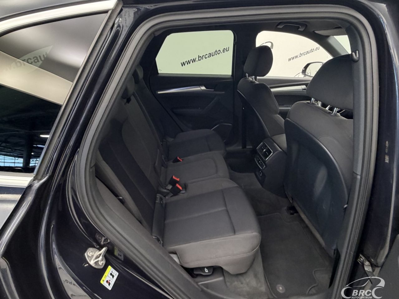 Audi Q5 | 10