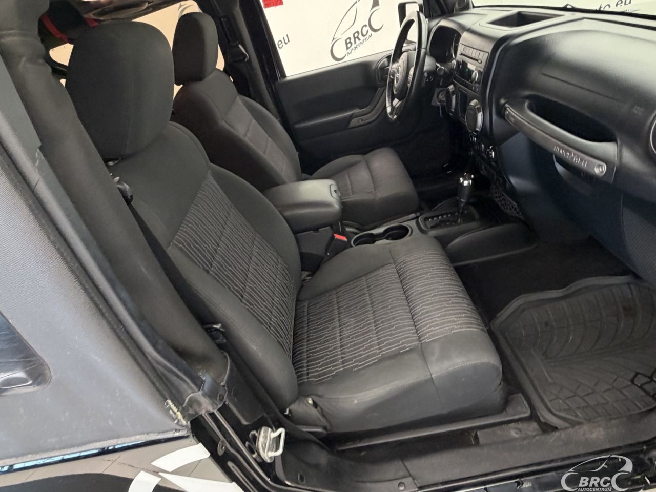 Jeep Wrangler | 4