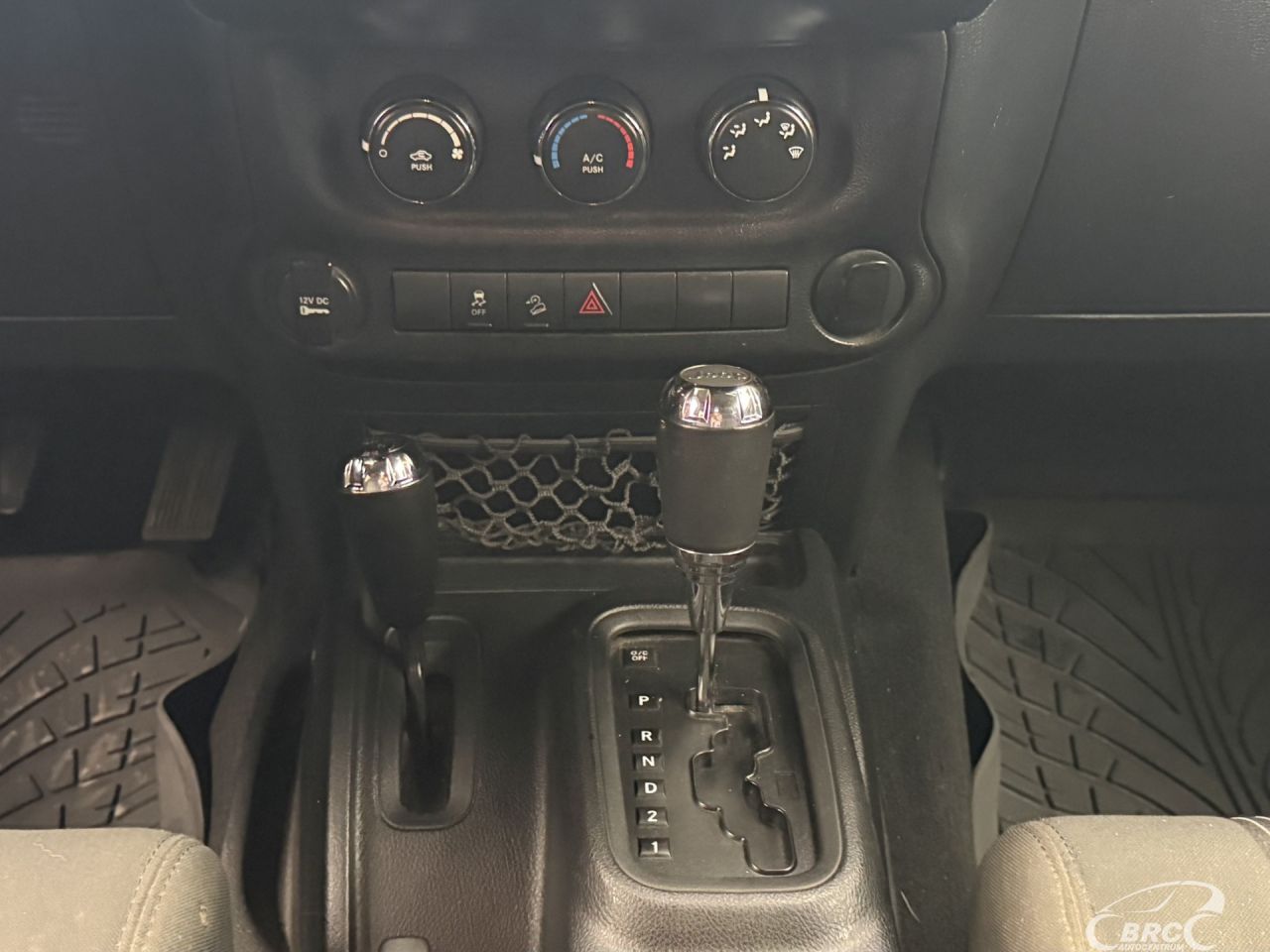 Jeep Wrangler | 12