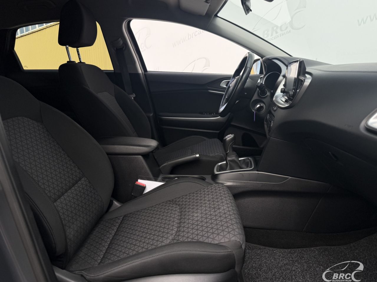 Kia Cee'd | 8
