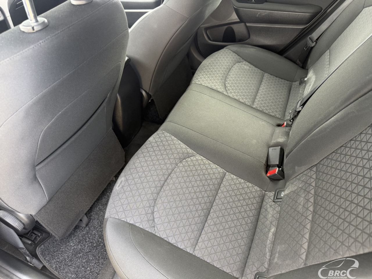 Kia Cee'd | 13
