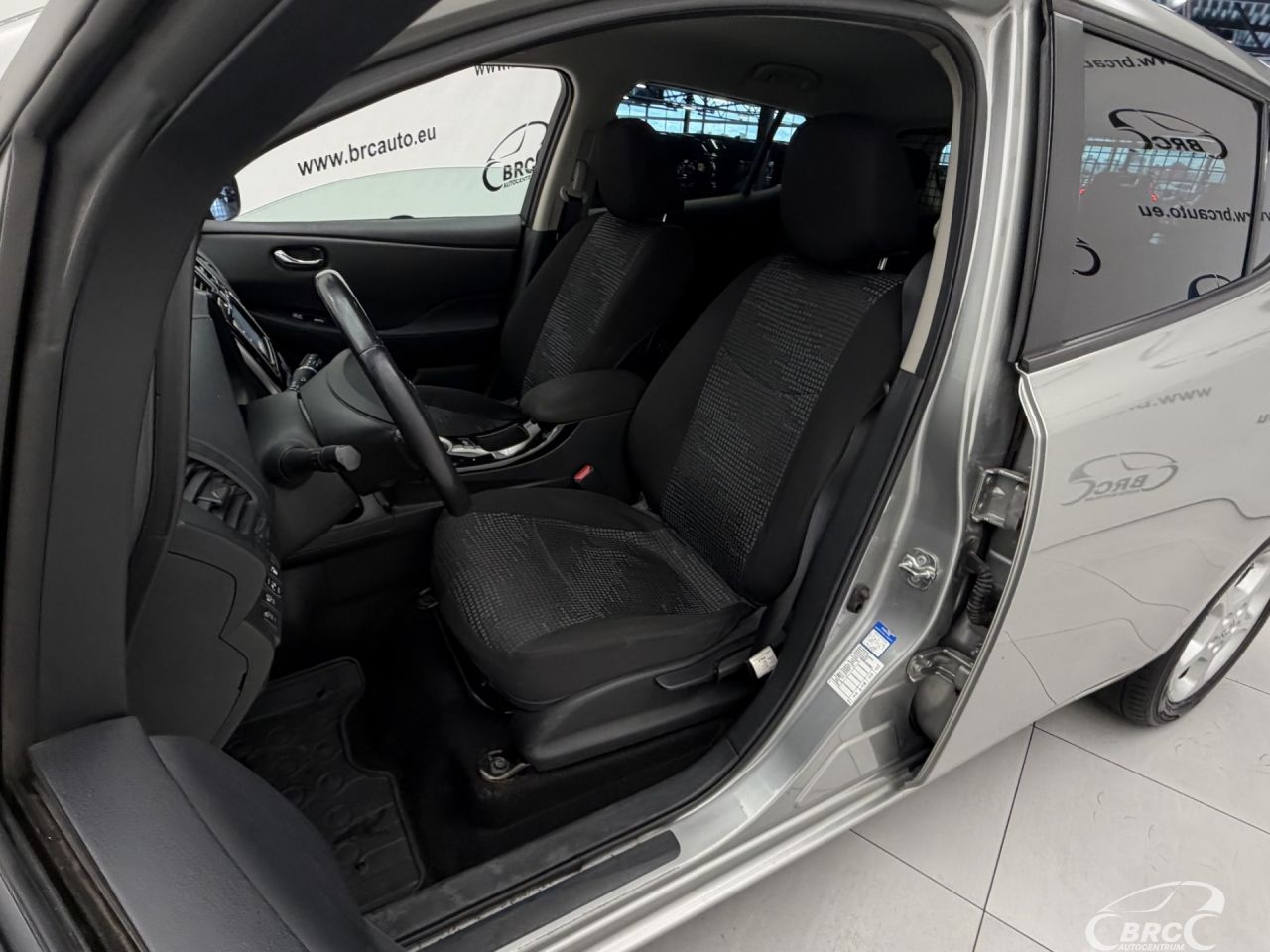 Nissan Leaf | 18