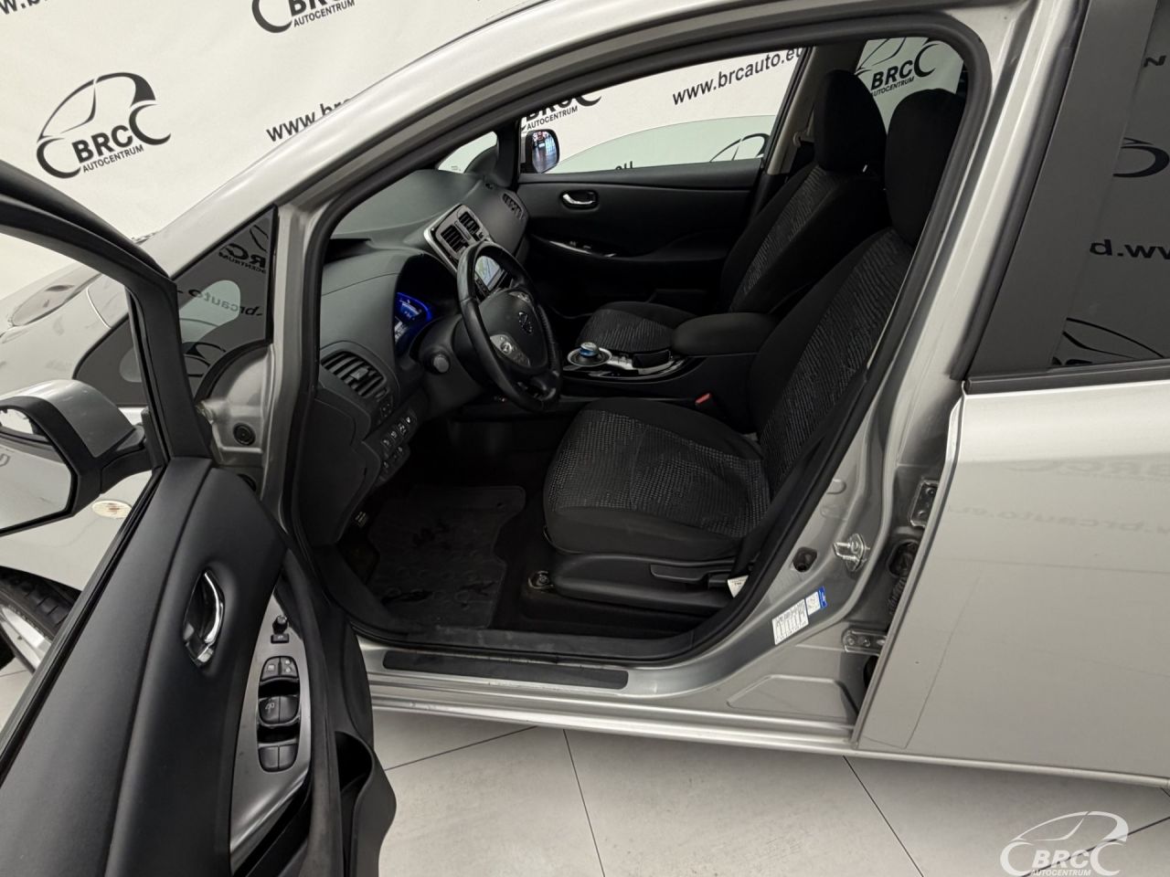 Nissan Leaf | 17