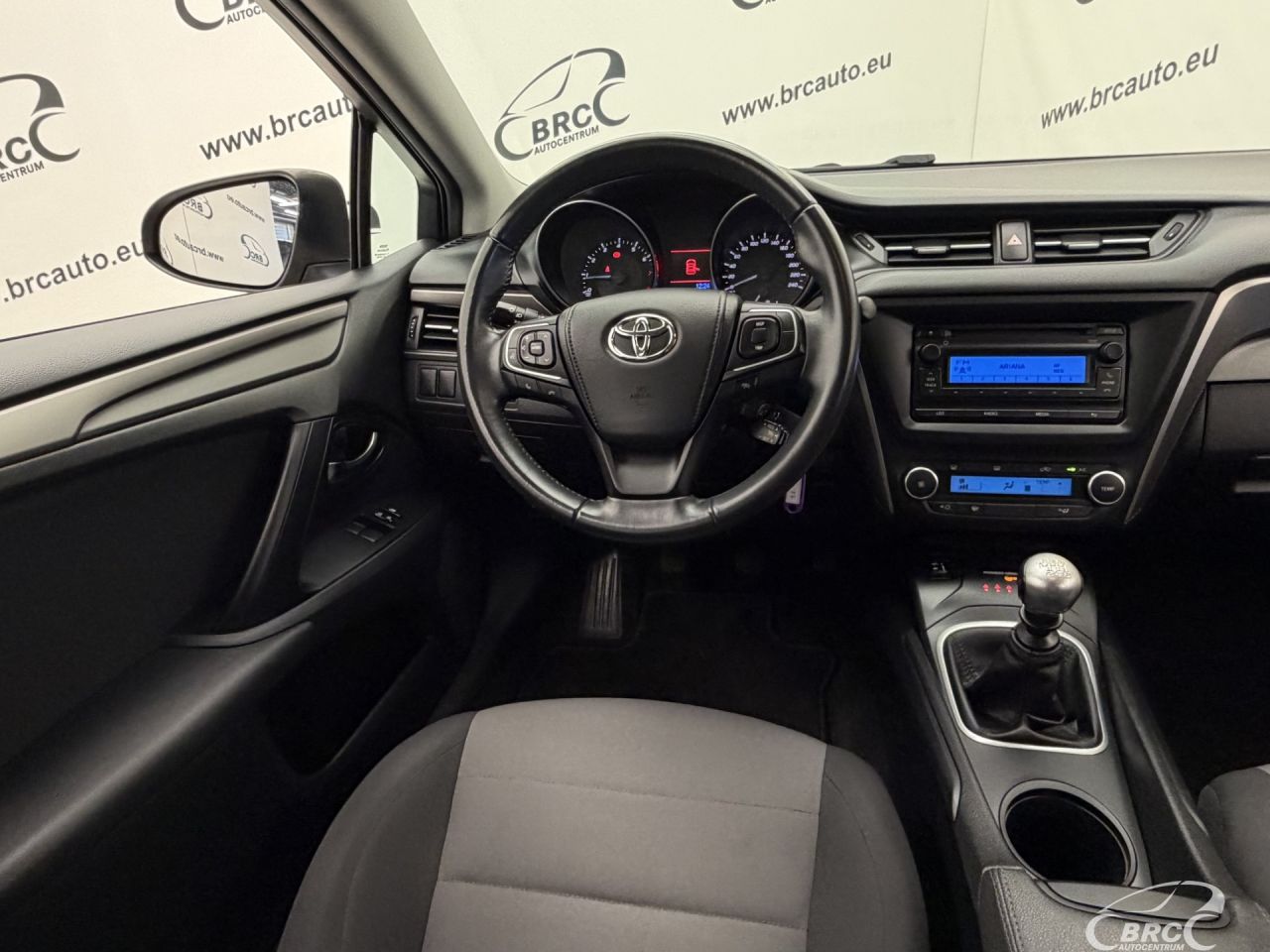 Toyota Avensis | 12