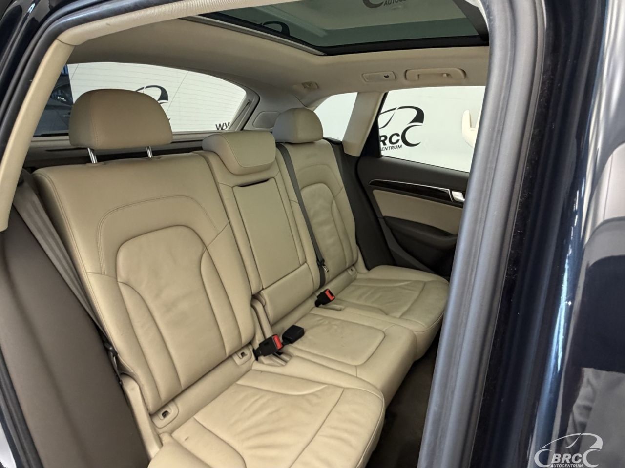 Audi Q5 | 12