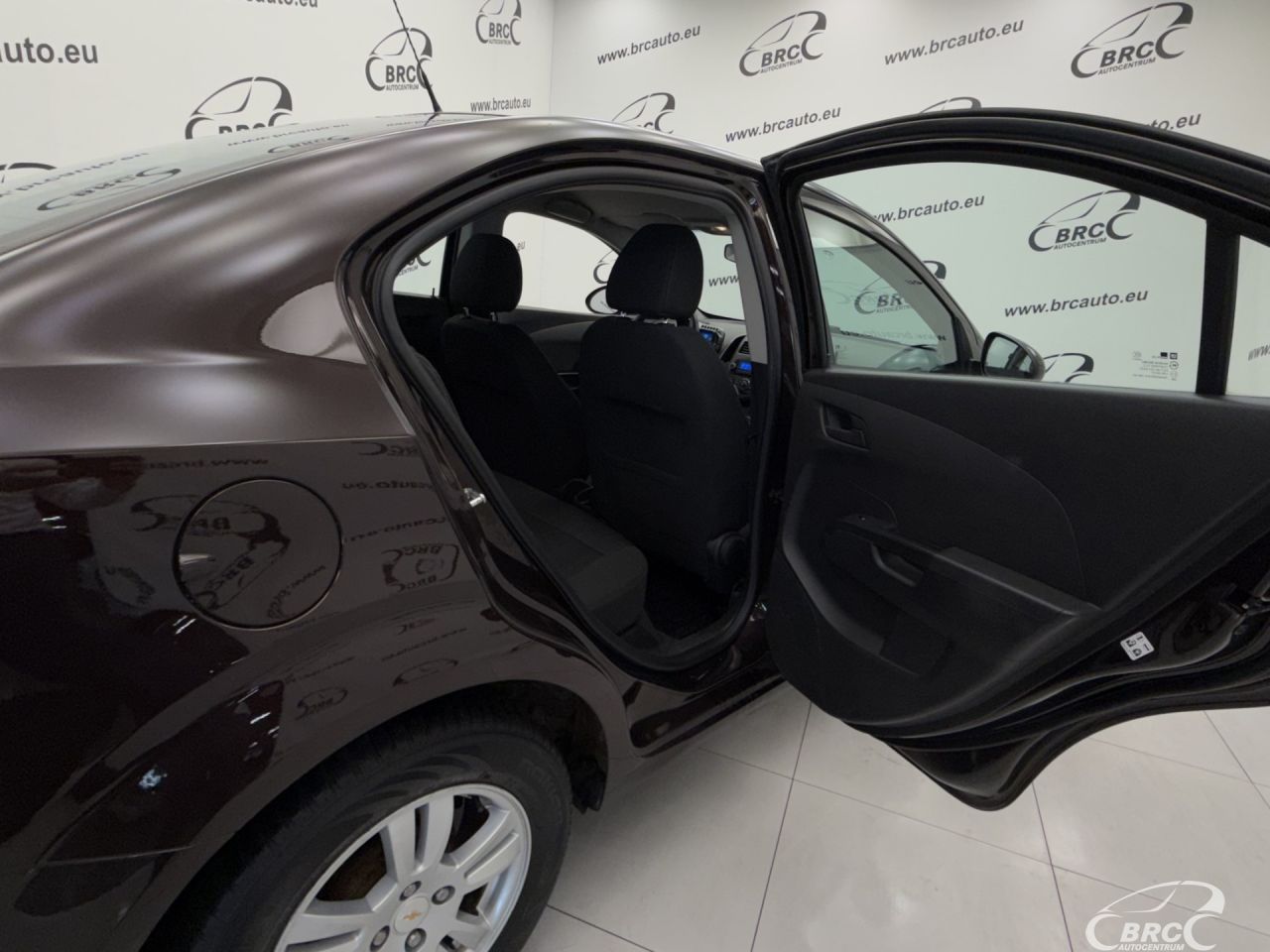 Chevrolet Aveo | 10