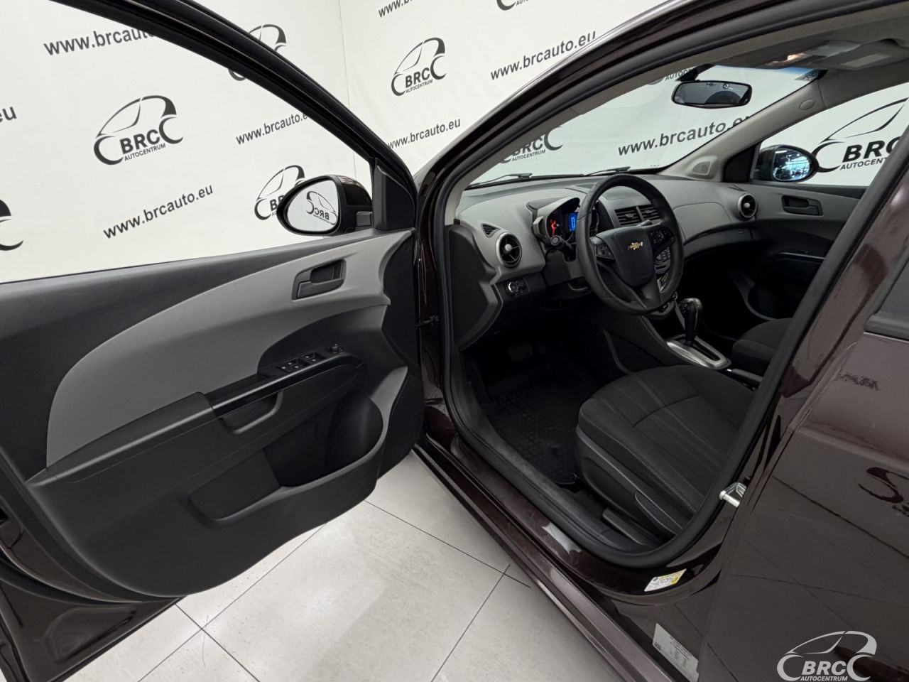 Chevrolet Aveo | 17