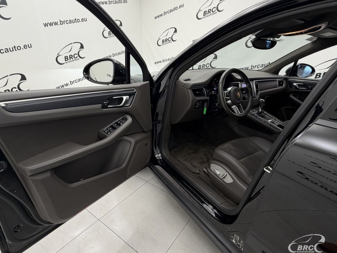Porsche Macan | 18