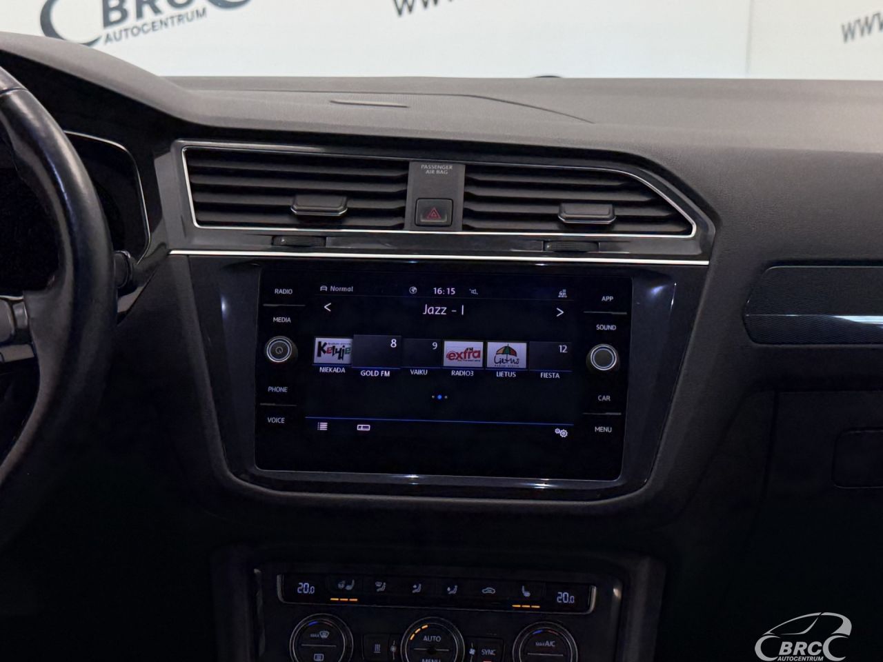 Volkswagen Tiguan | 14