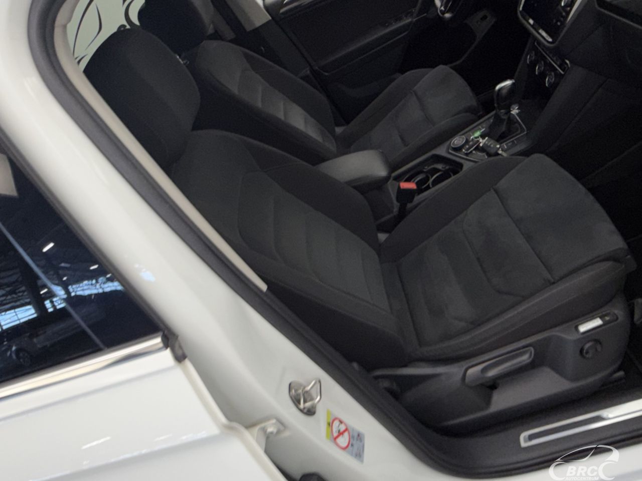 Volkswagen Tiguan | 4