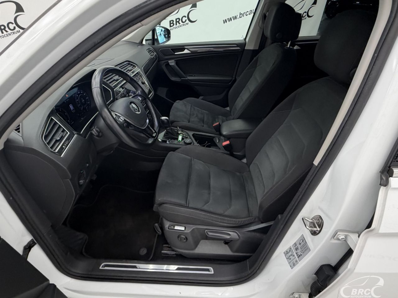 Volkswagen Tiguan | 18