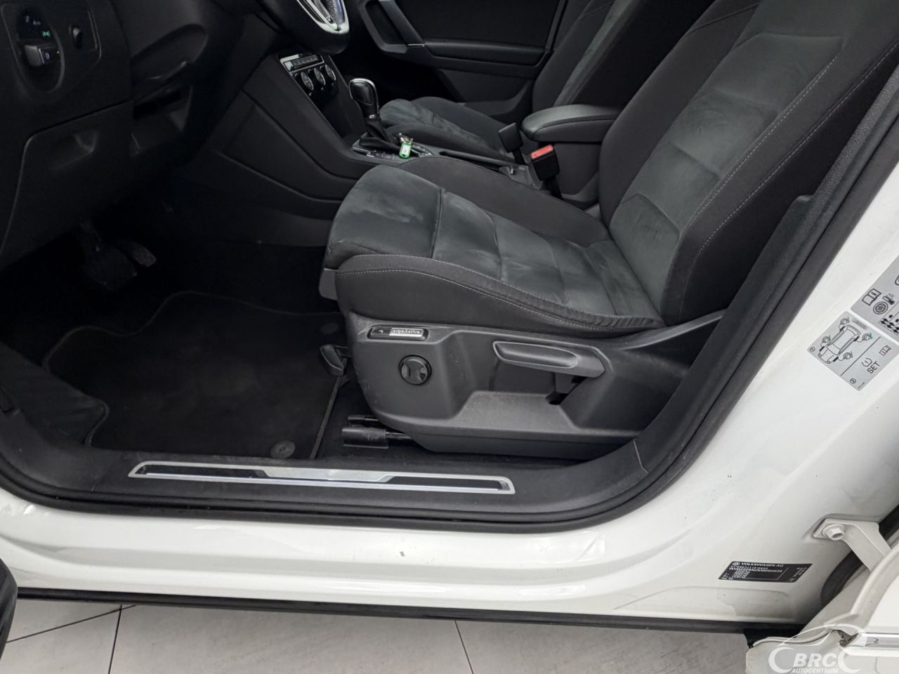 Volkswagen Tiguan | 19