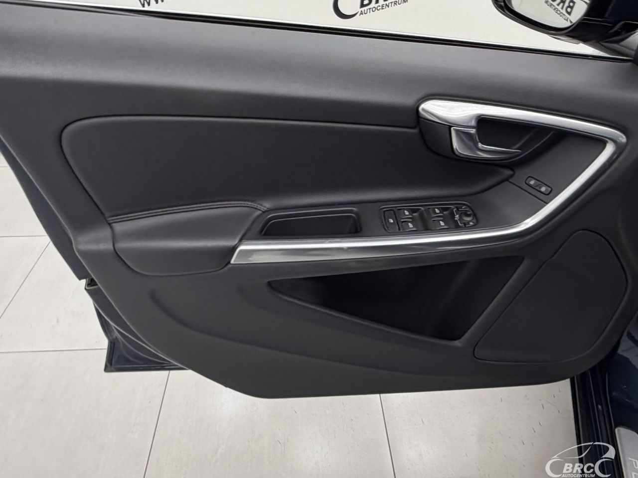 Volvo V60 | 17