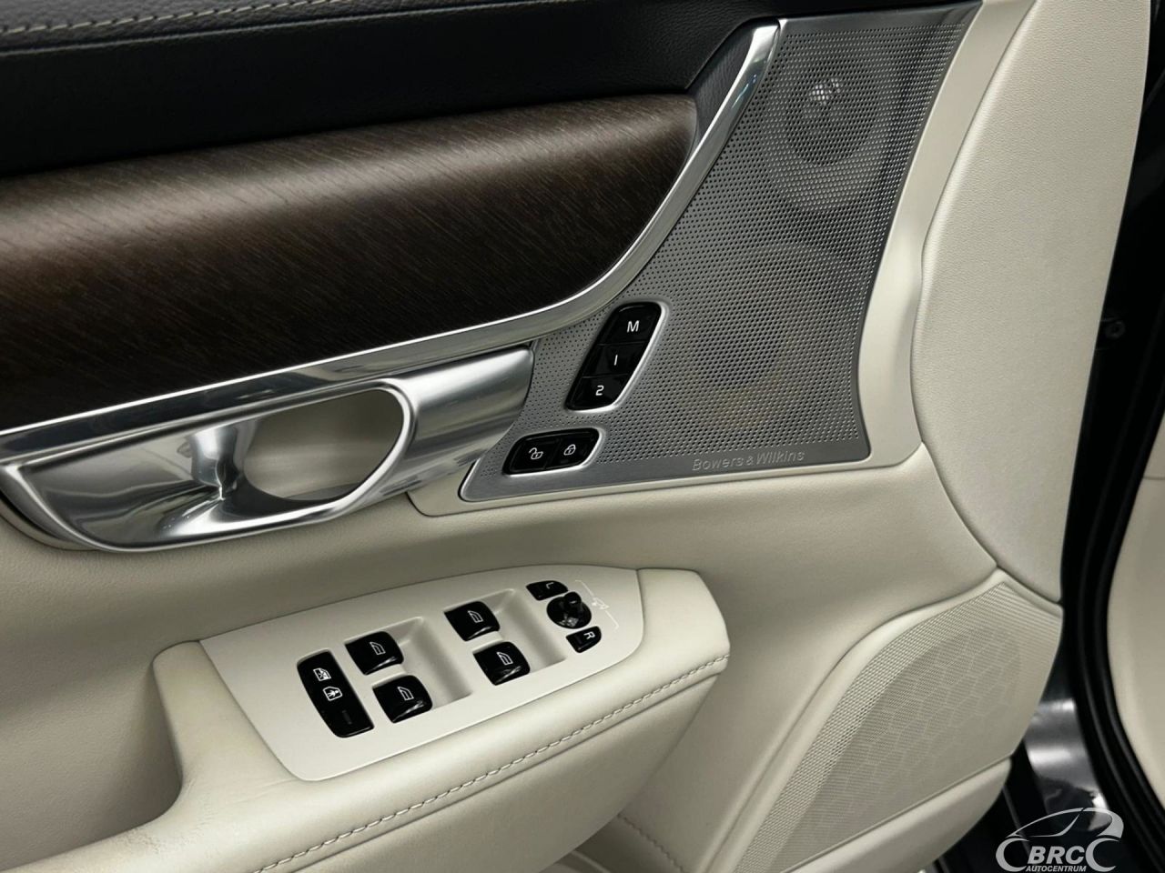 Volvo V90 | 9