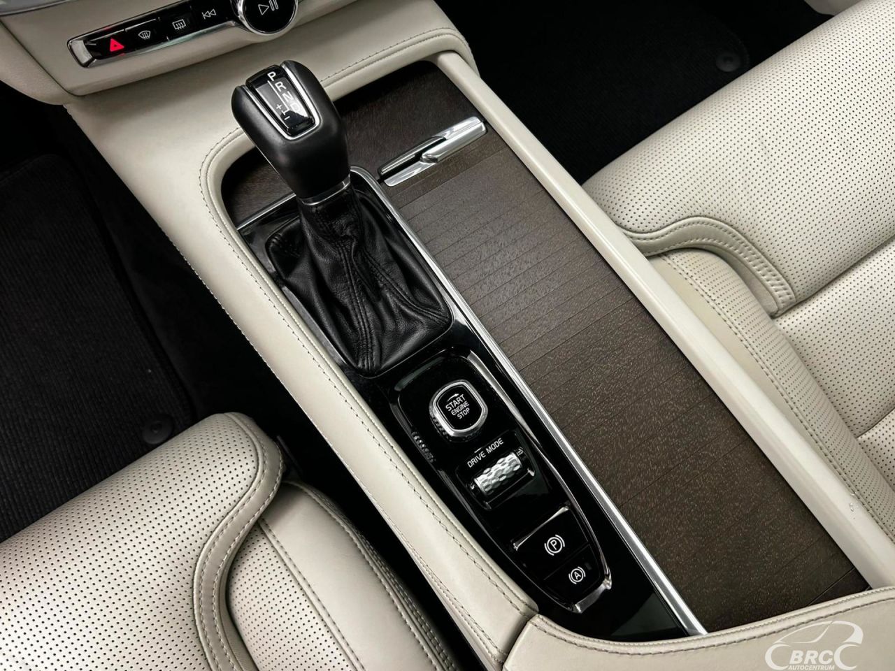 Volvo V90 | 19