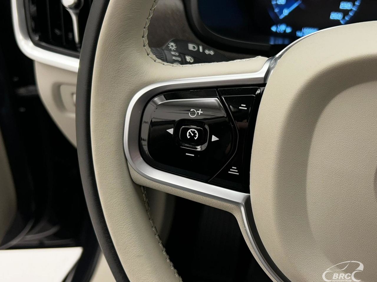 Volvo V90 | 14