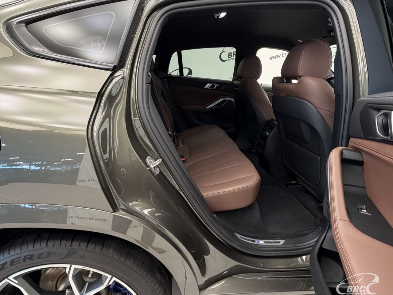 BMW X6 | 8