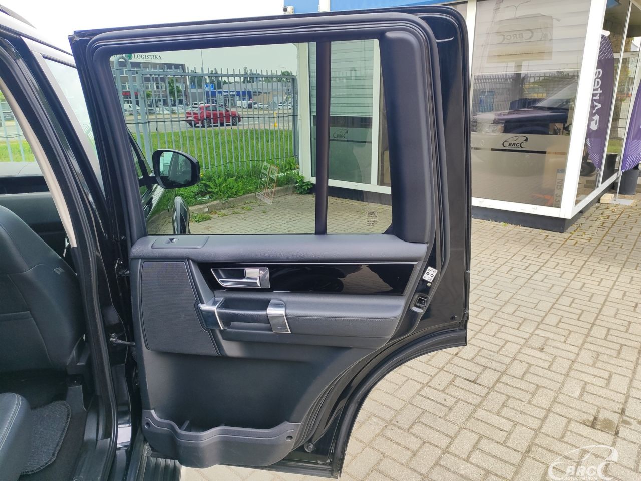 Land Rover Discovery | 8