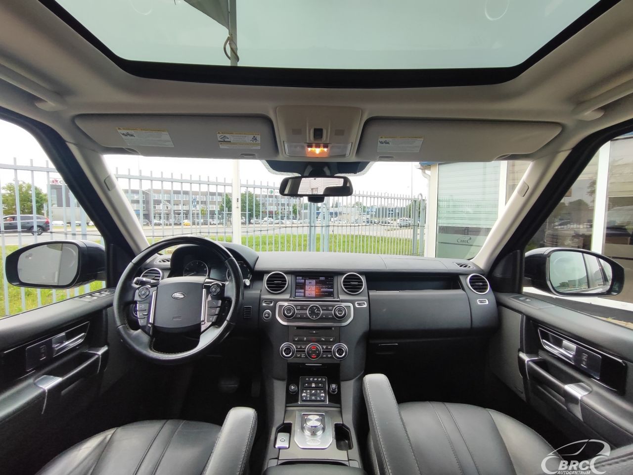Land Rover Discovery | 17