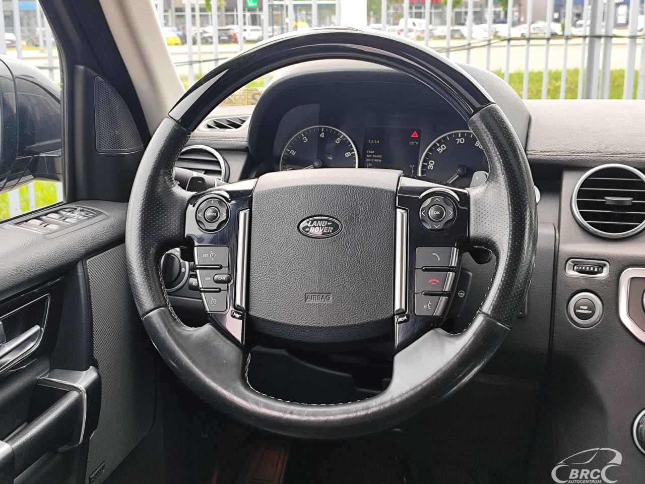 Land Rover Discovery | 18