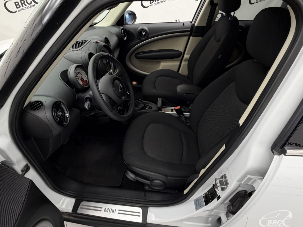 Mini Countryman | 17
