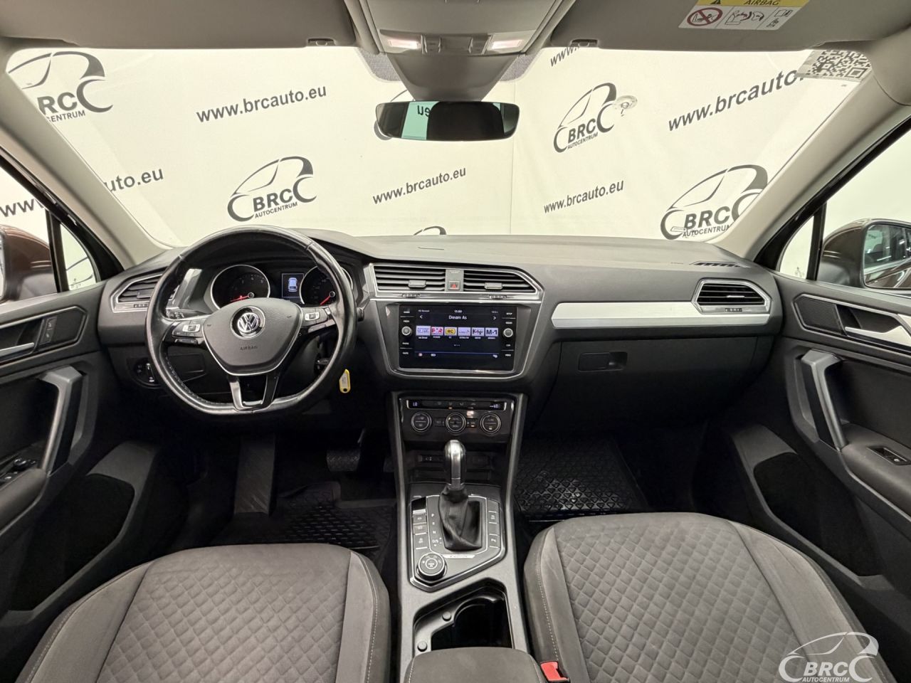 Volkswagen Tiguan | 2