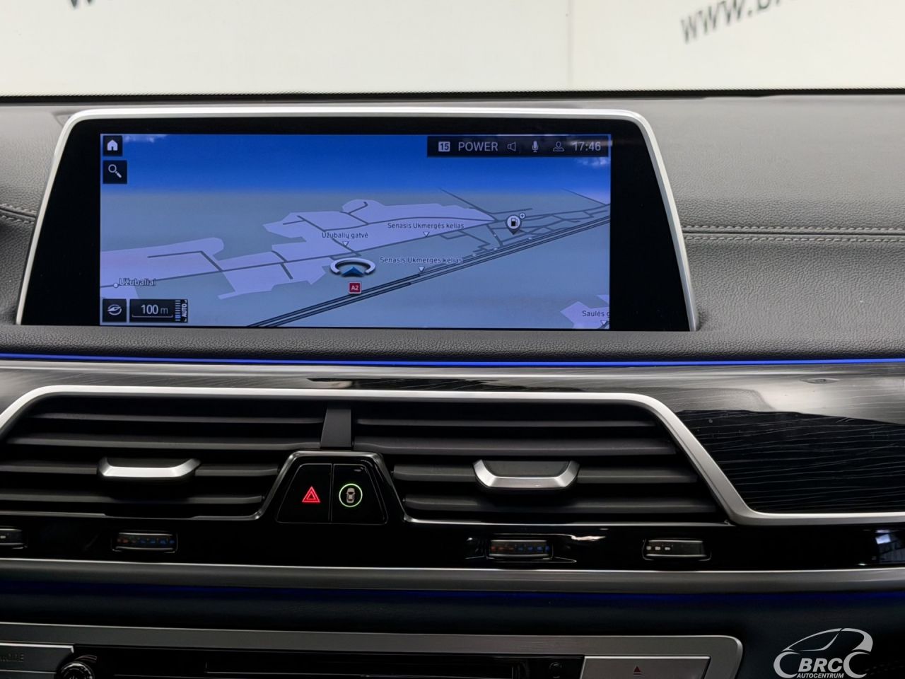 BMW 745 | 16