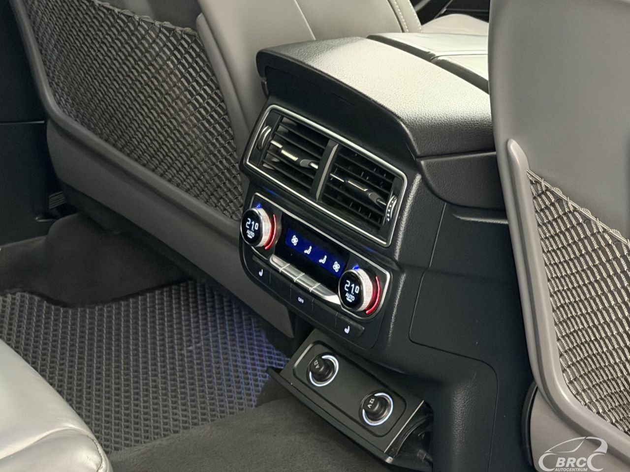 Audi Q7 | 14