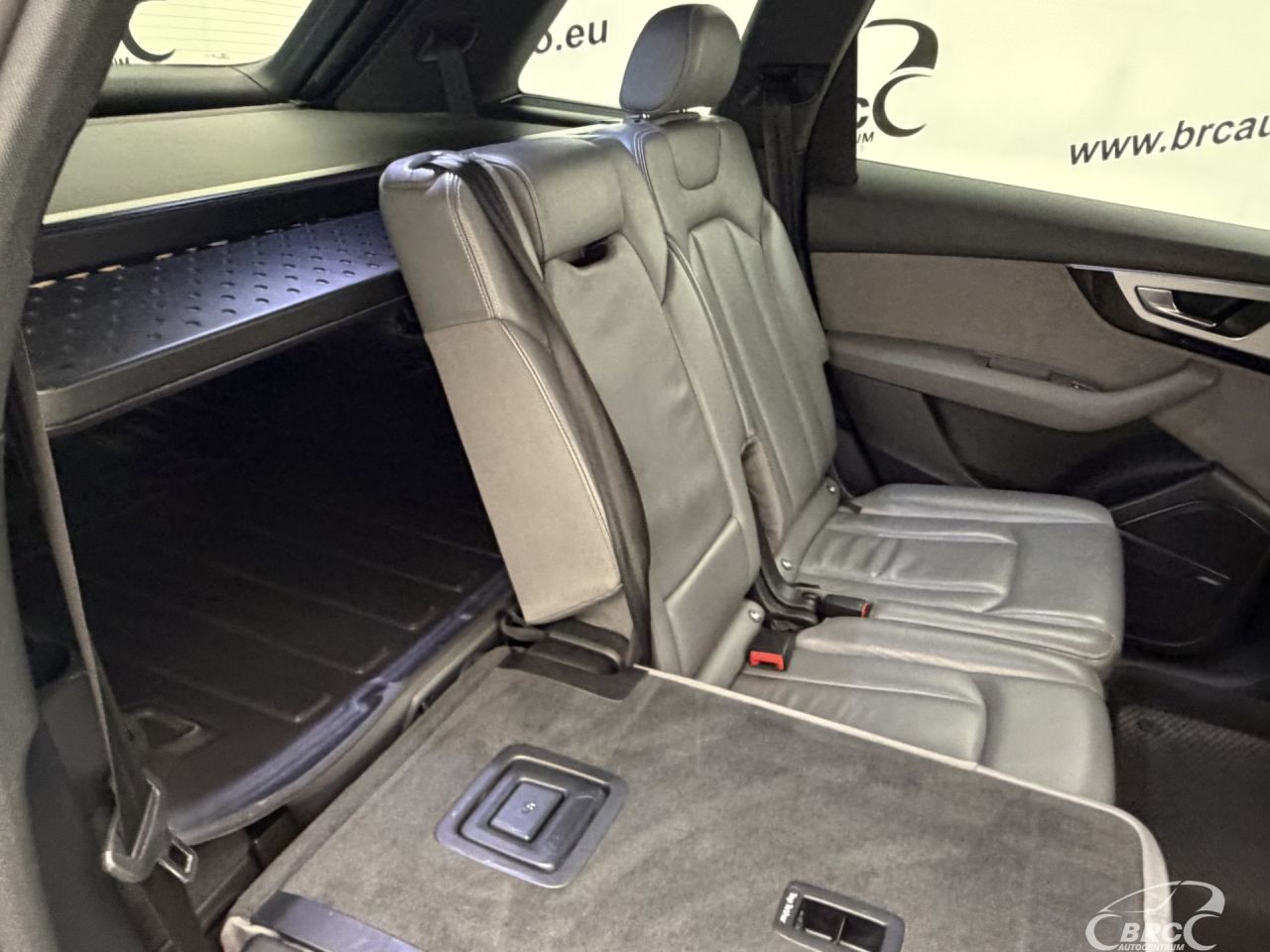 Audi Q7 | 15
