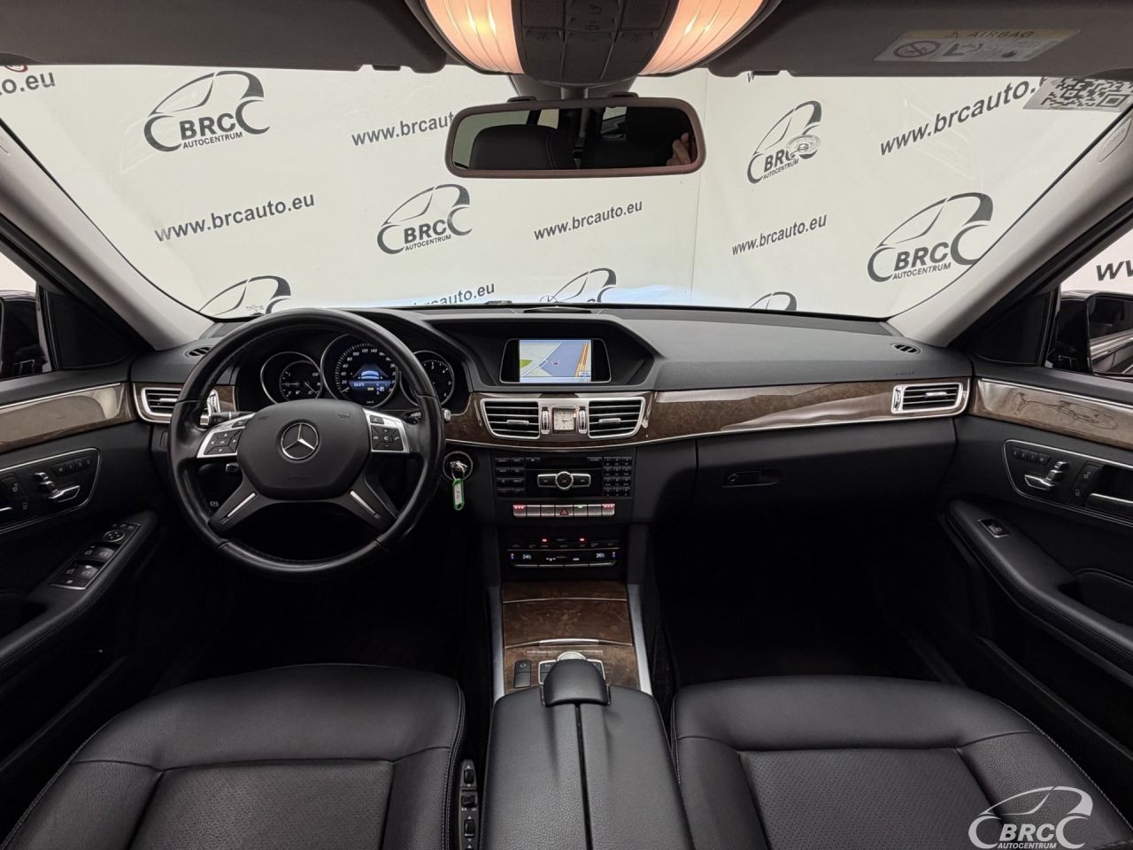 Mercedes-Benz E220 | 2