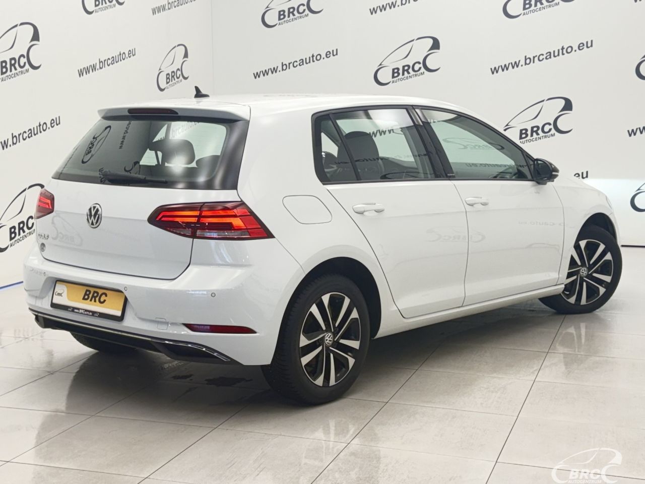 Volkswagen Golf | 1