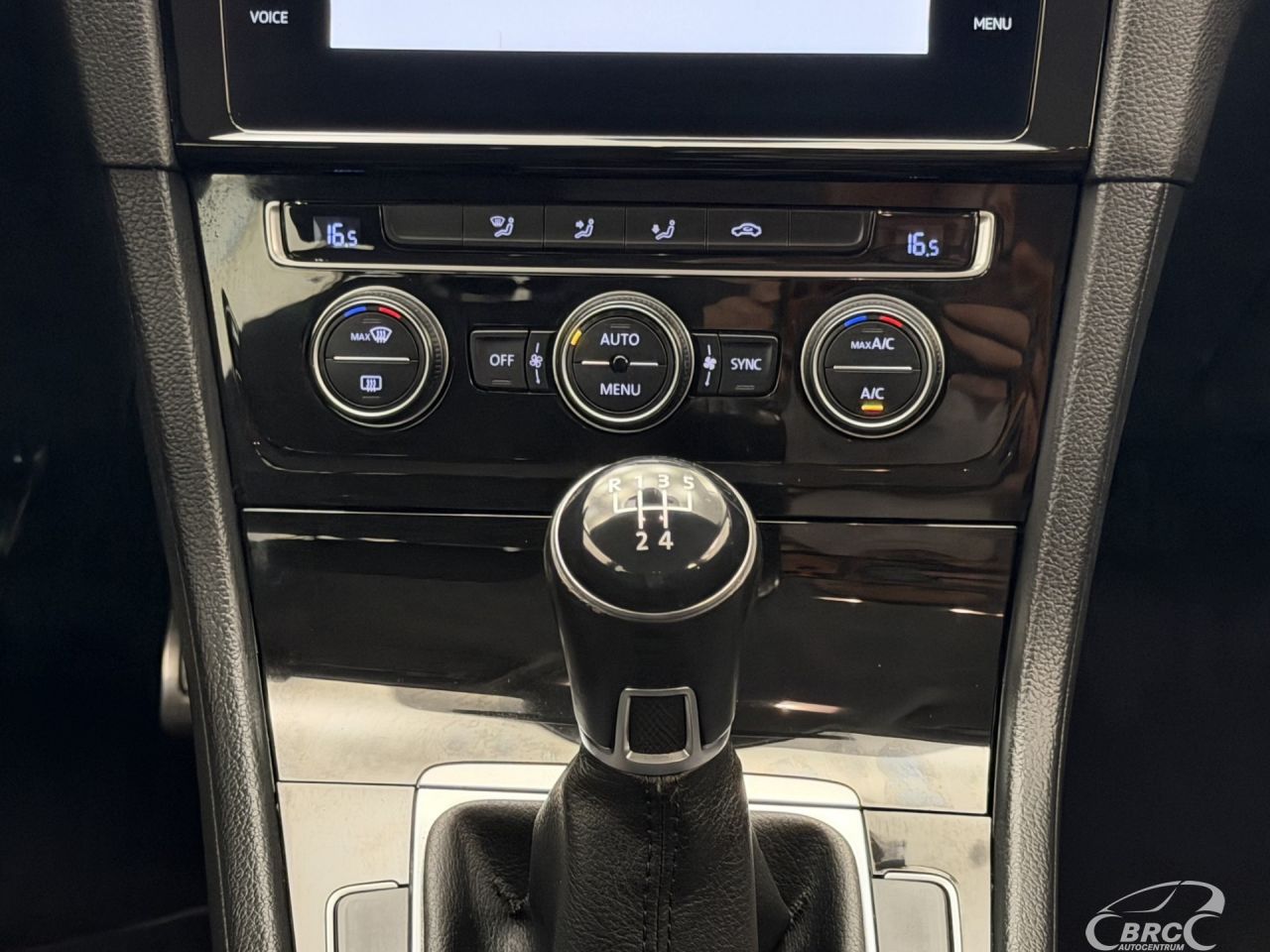 Volkswagen Golf | 15