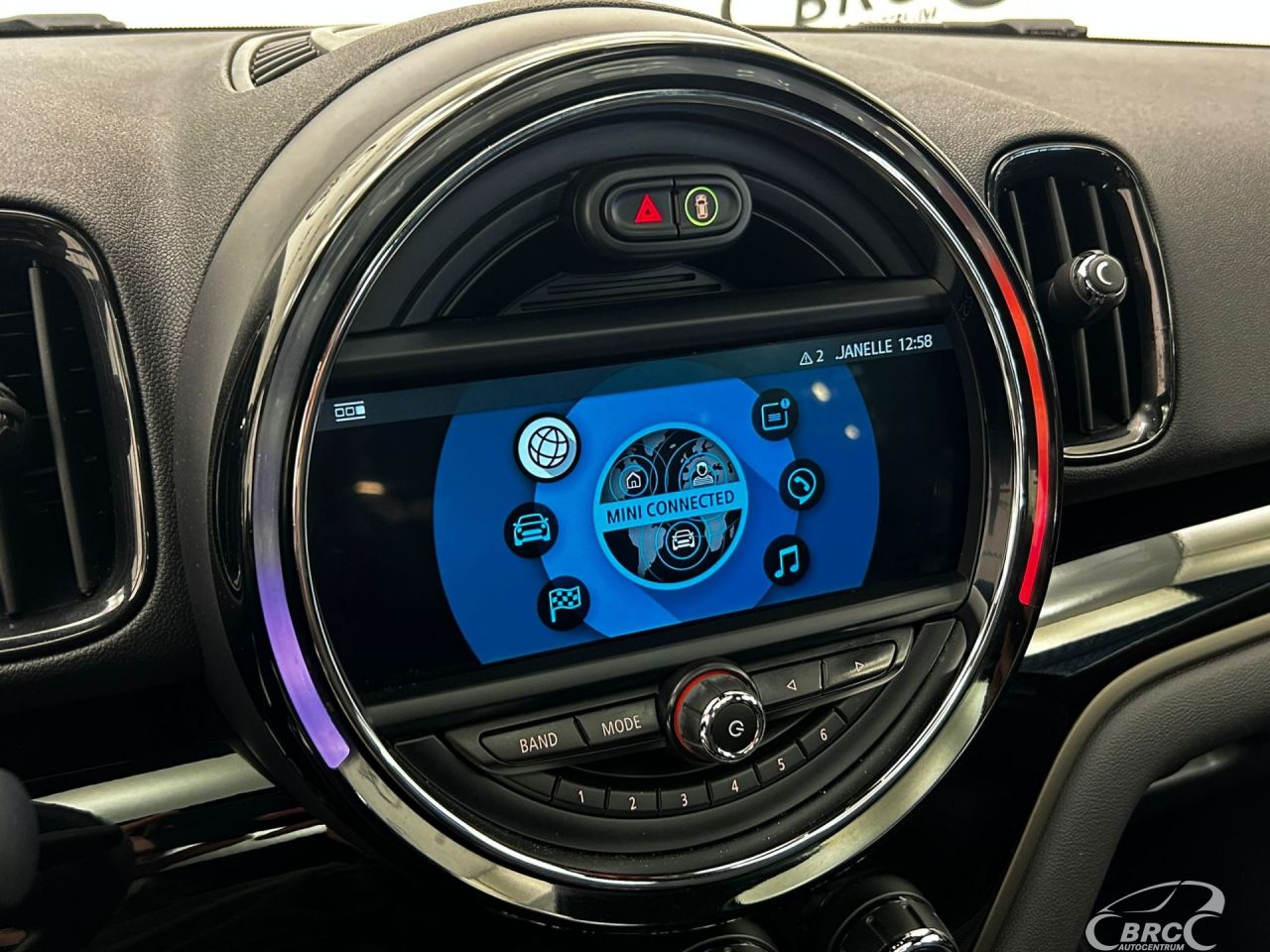 Mini Countryman | 19