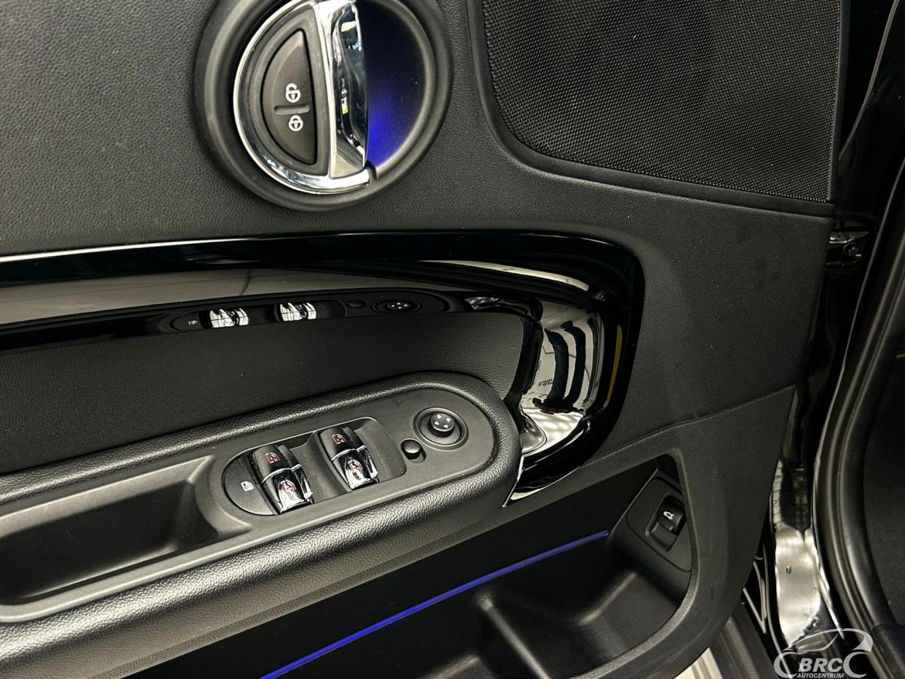 Mini Countryman | 11