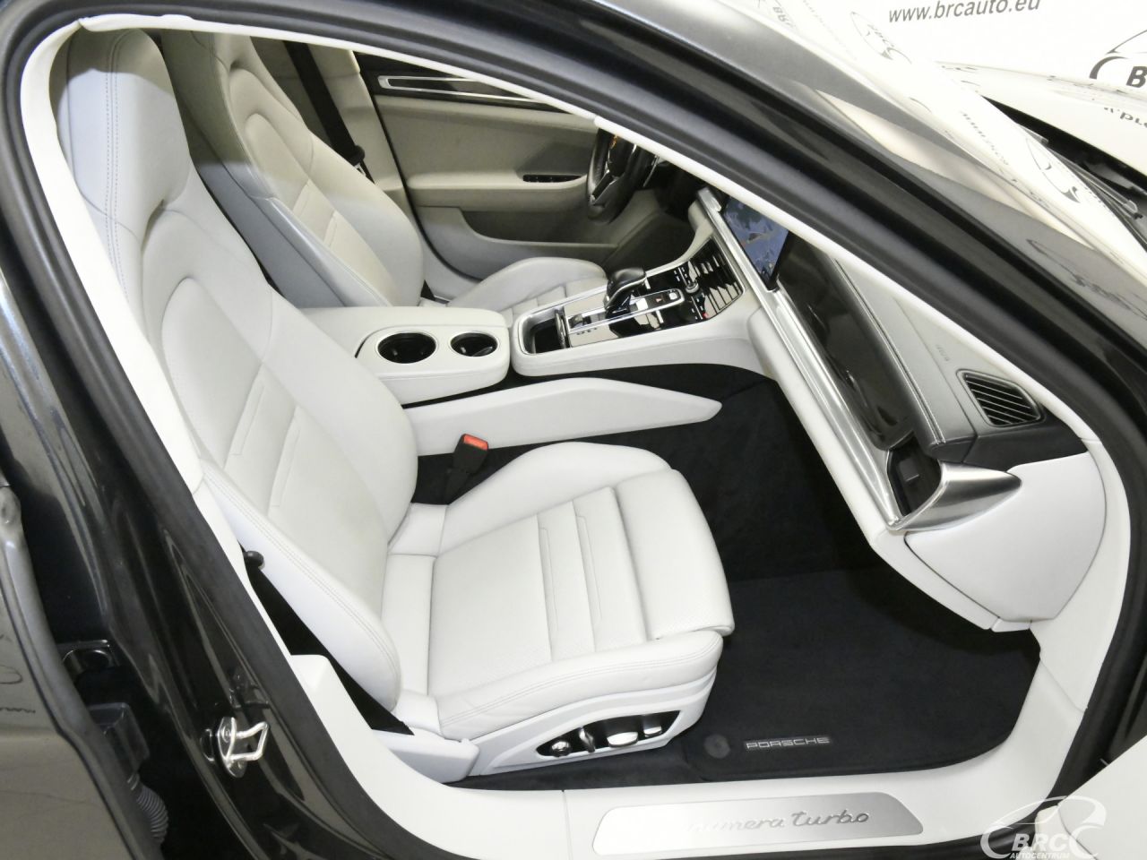 Porsche Panamera | 4