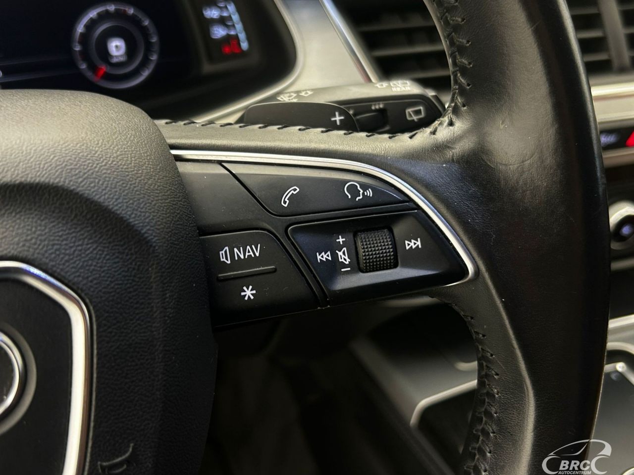Audi Q7 | 15