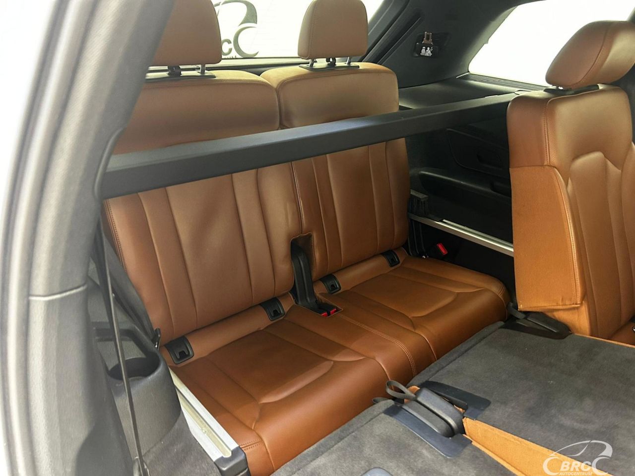 Audi Q7 | 9