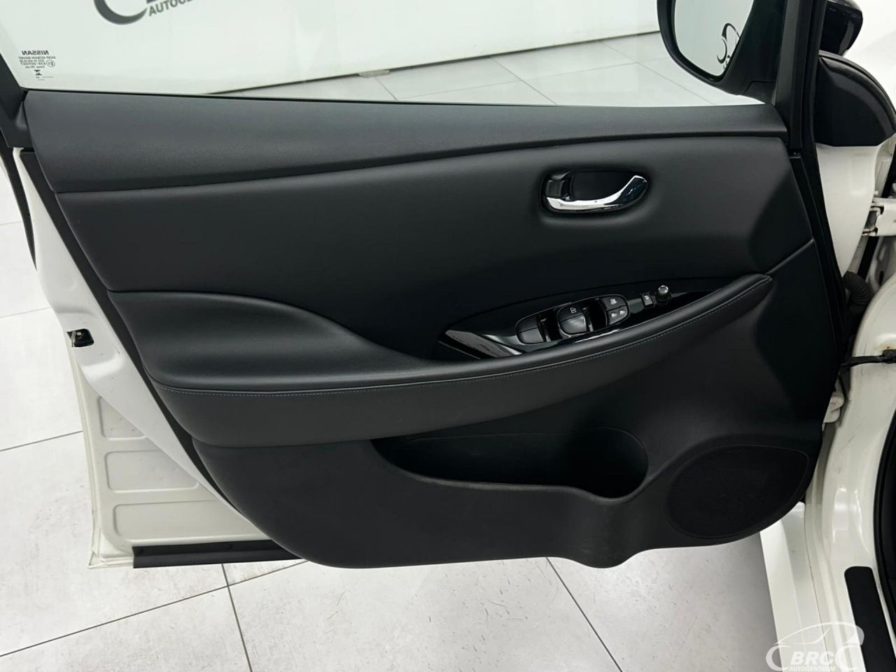 Nissan Leaf | 9